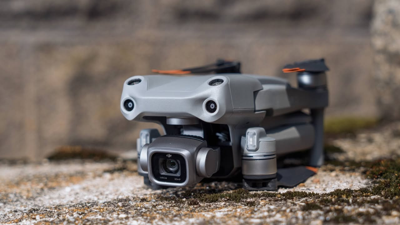 اير2S كومبو وطاريتين بيها حساب نضيفه كلش مداخله تصليح من يكدر يفتحه ويشتريها  أريدها  تصعد مزاد مكاني بصرة


**إذا كنت صاحب هذا الإعلان وتريد حذفه لأي سبب، رجاءا أرسل رسالة إلى الدعم الفني**