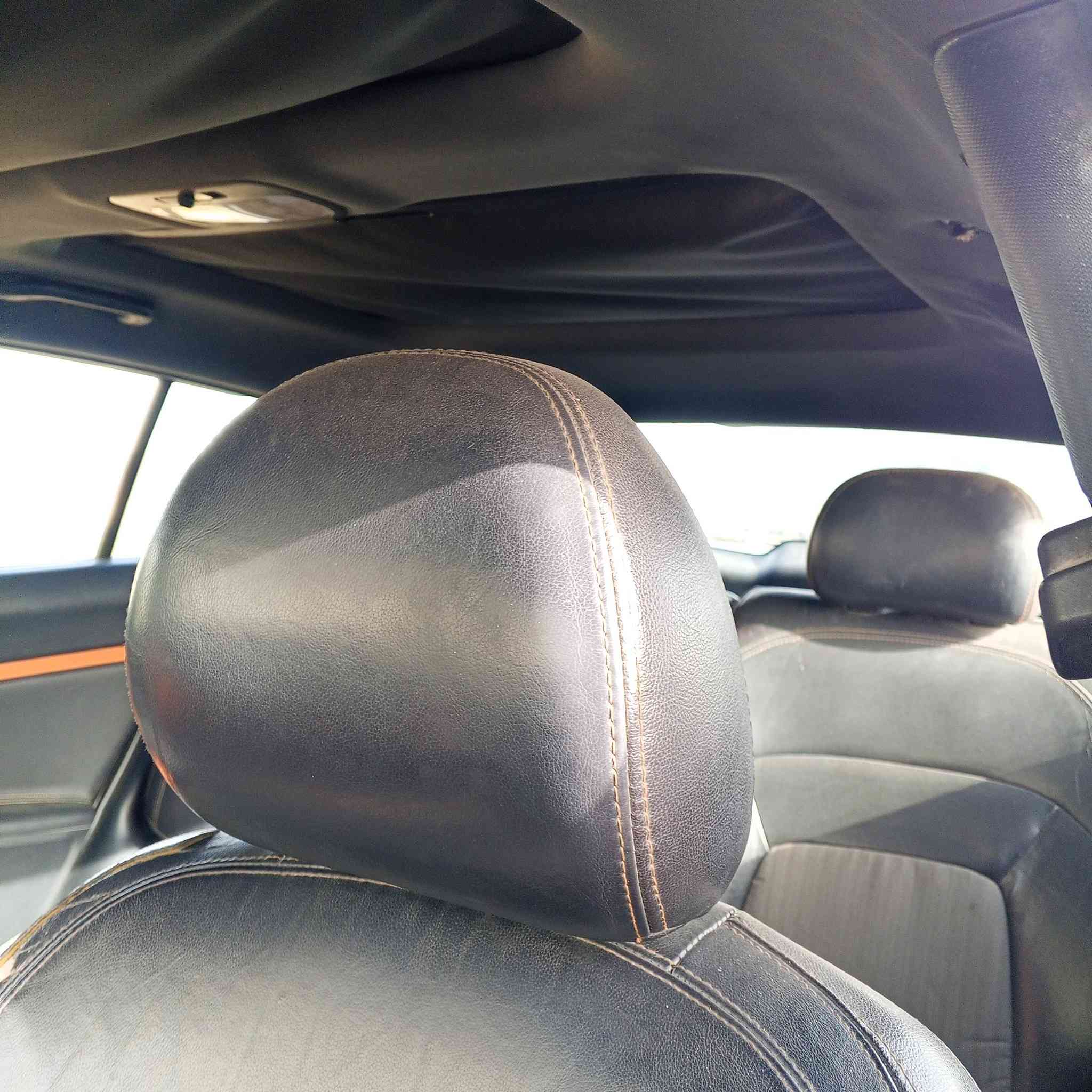 السلام عليكم سبورتج للبيع 2011 خليجي فول مواصفات بانوراما رقم سليمانيه جديد بسمي تحويل ثاني يوم مكينه 2000 دوش بيها رشات صبغ شواصي مكفوله سياره جديده ونضيفه وحلوه مكان كوت ***********.السعر 106 وبيها مجال بسيط
