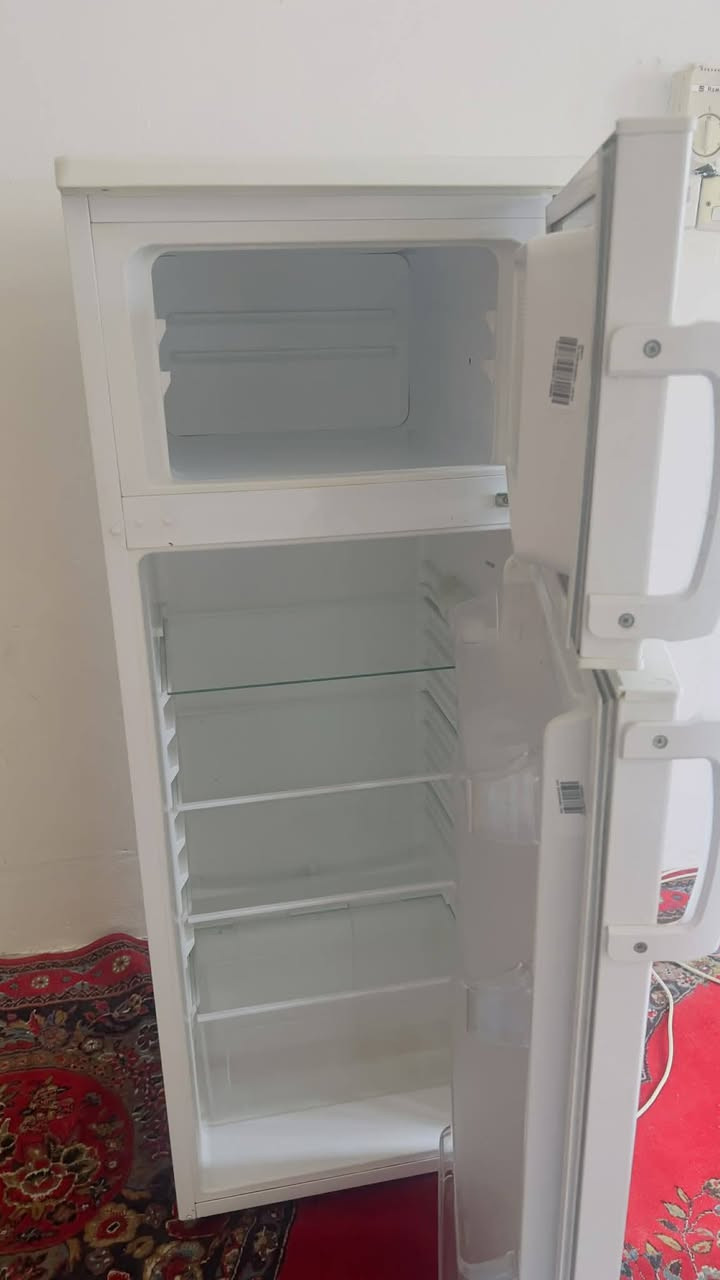 ثلاجه فستل شرط النظافه وتجميد مايعرفون كم قدم
السعر ٨٠ قفل
الموصل حي السكر
الشراي يجي خاص


**إذا كنت صاحب هذا الإعلان وتريد حذفه لأي سبب، رجاءا أرسل رسالة إلى الدعم الفني**