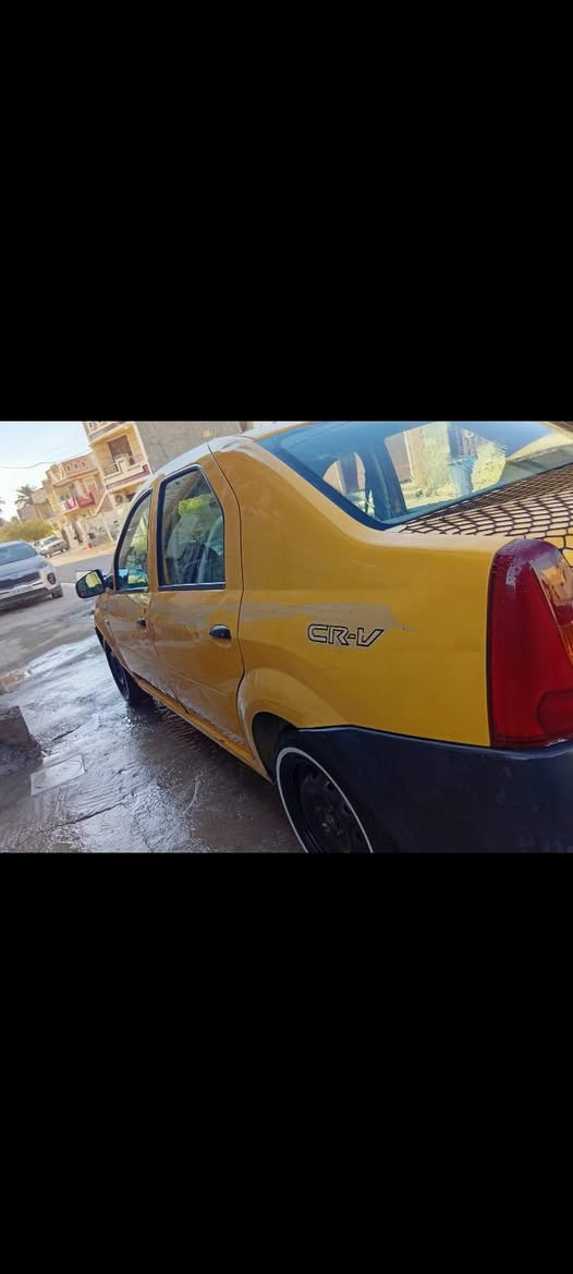 السلام عليكم رينو لوكان 2009  مكينه وكير جديده مصفره هيه وغرامات سنويه 28 بسمي سيارة صدر امامي وخلفي جديده كهربائي كلها شغاله تبريد ثلج مابيه لا ضربه ولا تبديل تخم تايرات جديده مكاني بغداد الجزيره السياحيه السعر 37 وبيه مجال ***********
0770285689
