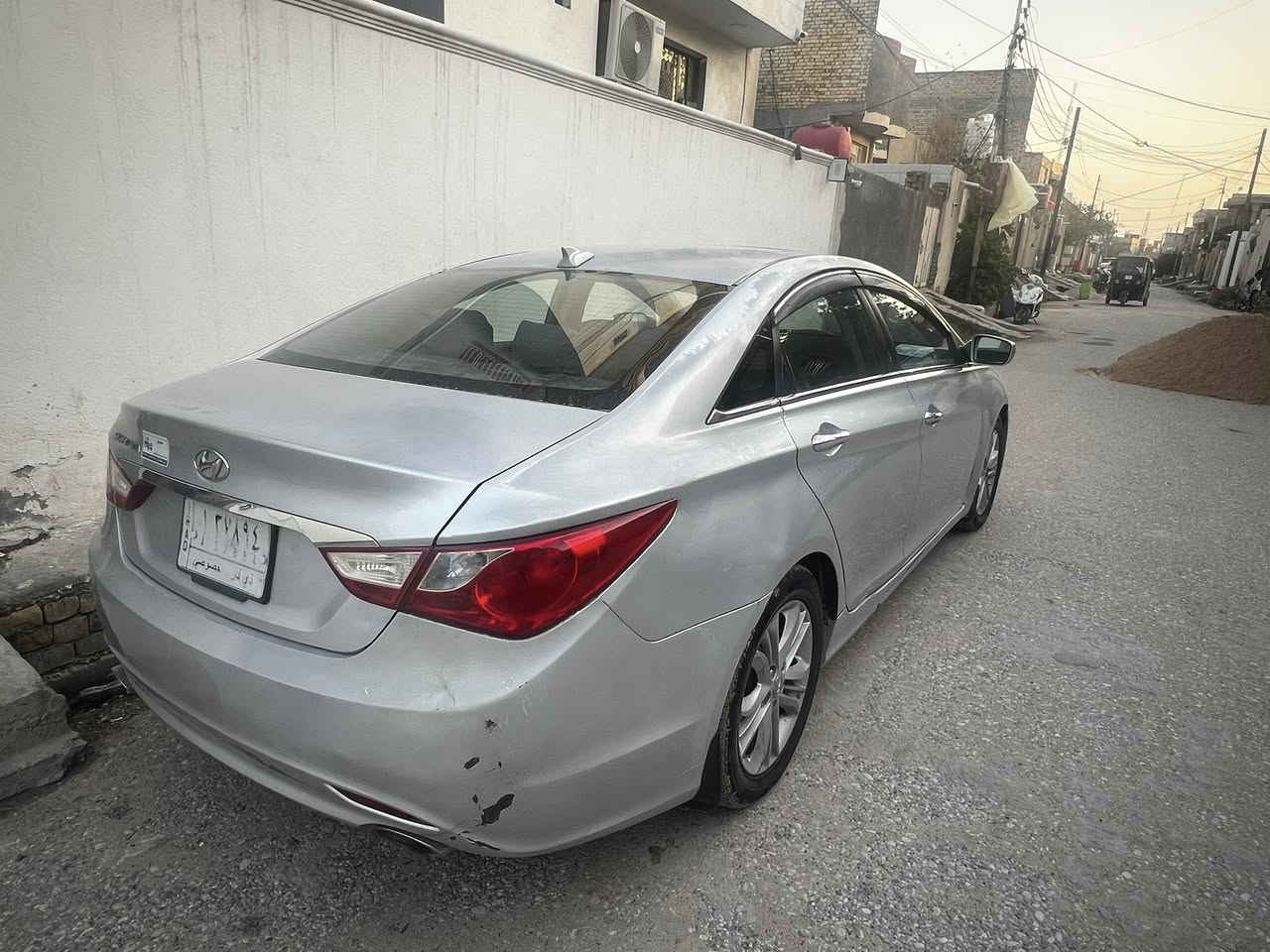 بسك الله الرحمان الرحيم،،،سيارة سوناتة للبيع فول موصفات بصمة فتحة كشن كهرباىي وارد امريكي المديل 2013 العنوان ذي قار الرفاعي شراي انتصال ع هذا الرقام ***********
