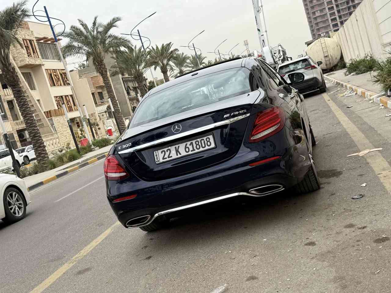 للبيع مارسدس E300 موديل 2019 تو ويل ماشية 82 الف كيلو حادثها موجود بالصور بدون نواقص صفر مسج السيارة  
فتحة سقف 
٤ كامرات ٣٦٠
حساسات امامي خلفي
داخل بيجي 
جنطة كهرباء
ستيرن كهرباء
كشنات كهرباء وخزن ميموري 
انارة محيطية 
شاشة متصل 
سيارة جديدة وبدون نواقص رقم اربيل باسمي 
مكان السيارة اليرموك 
***********
السعر 29000$ وبيها مجال
