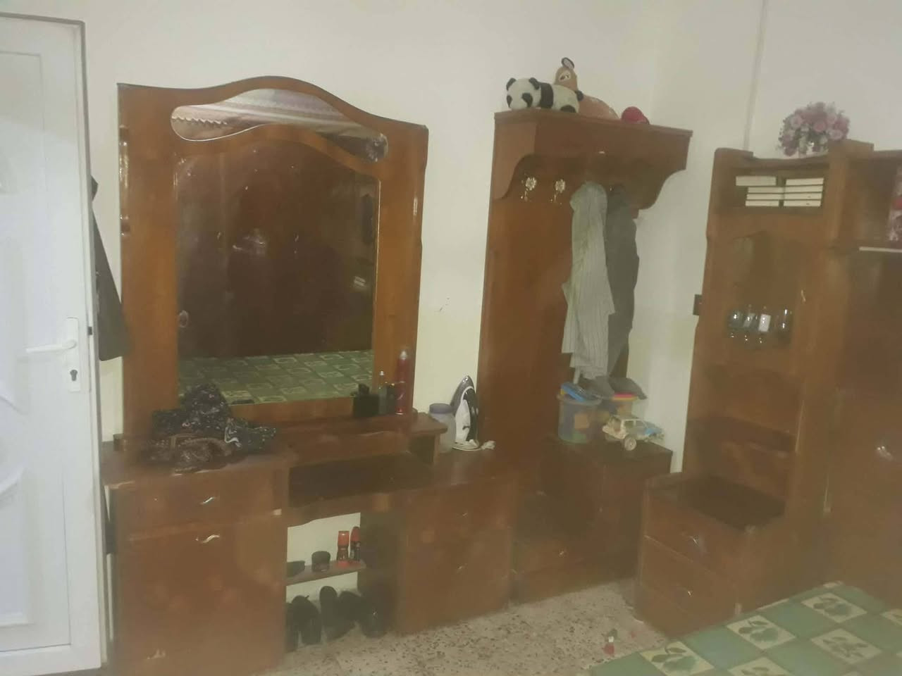 من رخصه الادمن❤
للبيع غرفه أخشاب صاج داخل خارج
السعر650وبيها مجال قليل 
للاستفسار الرقم***********
