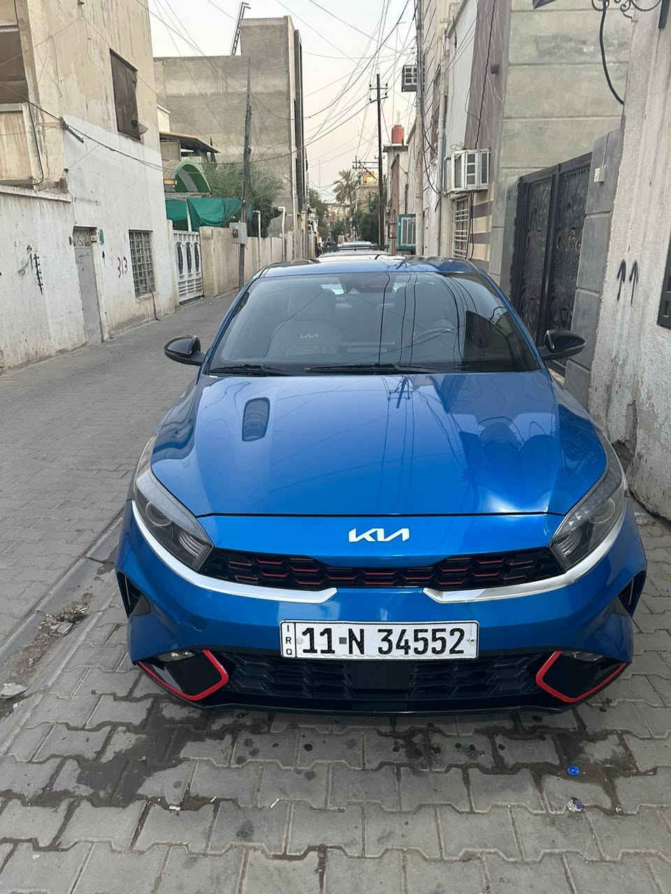فورتي للبيع موديل 22
السياره كلين 
ليبل واحد مكفوله من الصبغ والتبديل
حادثها ب امريكا دعامية فقط وبيها بارد خفيف فقط بلباب الخلفي بلعراق وموجود صور الحادث امريكا 
وبيها سونار هم موجود
وضايف الها منظومة غاز من مصفى دورة صار شهر بس من استخدام المنظومة
مواصفات جي تي لاين
محرك 2000 دوش
محرك وكير مضبوظ
بصمه تشغيل بصمه ابواب بصمه صندوق 
تشغيل عن بعد
اشاير بالمري وترحيب عند الاقتراب
شاشه اعطال
تبريد بيانو
شاشه جبيره وجلد
ستيرن D تحكمات ستيرن 
رادار امامي وخلفي وجانبي
تحديد مسار ومثبت سرعه
سايد بريك بصمه اوتو هولد
ثلاث انظمه قياده ايكو ونورمال وسبورت
ويل حجم 17
سايد بريك بصمه
لد امامي وتشغيل لايت تلقائي
السيارة ماشيه  73 الف ميل 
حاكيه ومستشعر صوت عند تشغيل التبريد
وبعد بيها هواي مواصفات ومواصفات الجي تي لاين معروف
مكان السيارة بغداد للأتصال ***********
السعر 150 وبيها مجال حك الجية
