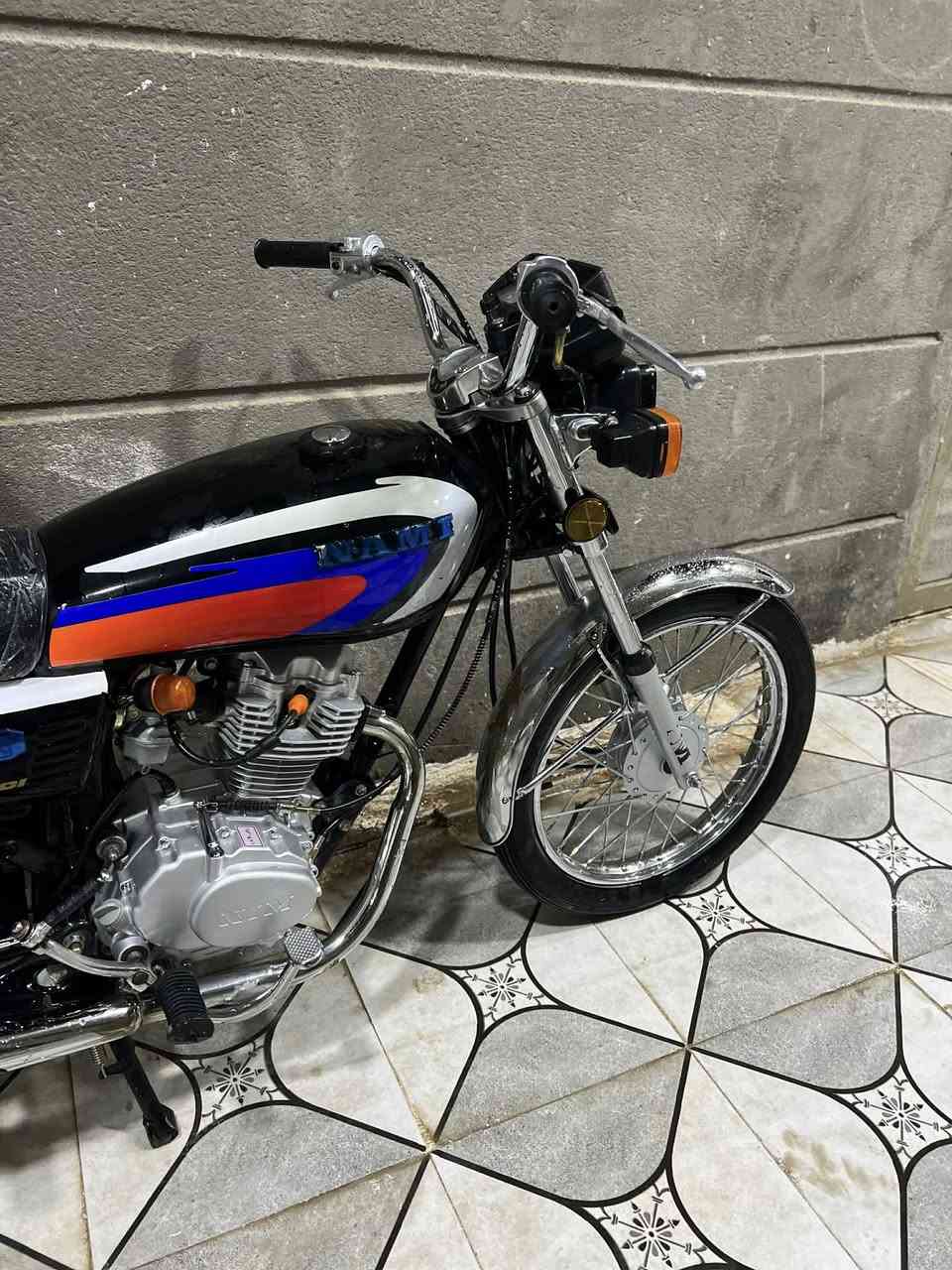 السلام عليكم دراجه للبيع اربعه كير سكنر موديل 2025السعر 700بيها مجال مكفوله مكاني كربلاء حي العسكري واتساب موجود ***********
