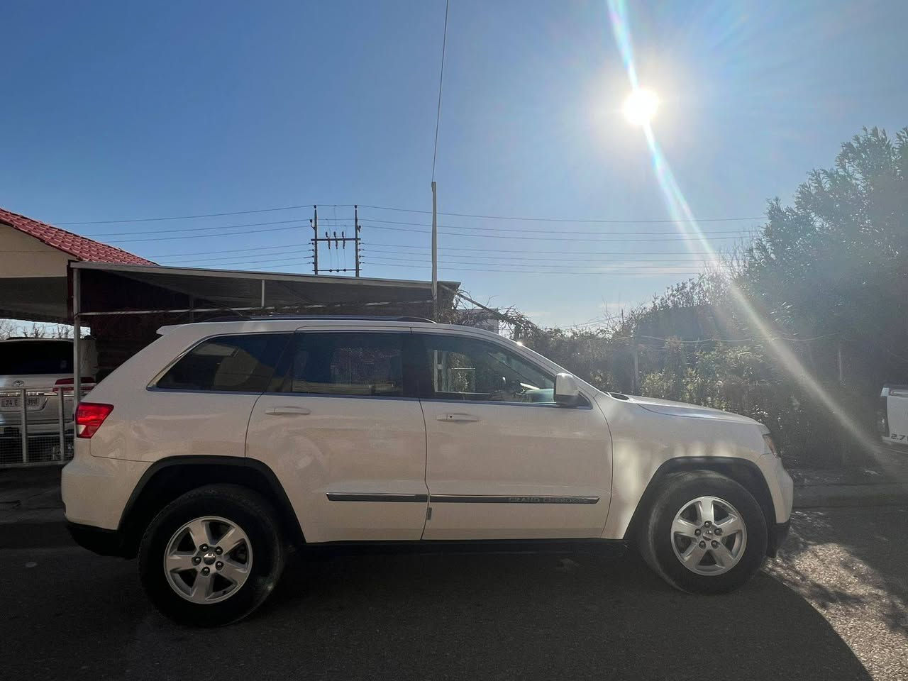 سیارە جێپ لاریدو 2011 
مکینە 6  پستن  3.6 
گێڕ و مەکینە نە ڤەکرینە و ب شەرتن
تحویل ب شەرتە 
بێ تەقڕەقە
بێ بۆیاغە بێ دەعمە
بصمة یە
ستێڕن تحکم 
تلفۆن....     ***********
ــــــــــــــــــــــــــــــــــــــــــــــــــ
السیارة جيب لاريدو 2011
مكينة 6 بستن    3.6
الكير و المحرك بلادي  نظيف بشرط
التحويل بشرط
بدون صبغ و بدون دعم
بصمة تشغيل
تحكم ستیرن
السيارة نظيفة و حلوة
تلفون....   *********** سميل, دهوك
