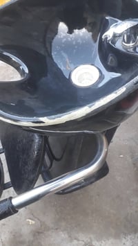 عندي اغراض صالون للبيع اتصال على هذا الرقم  07716839970