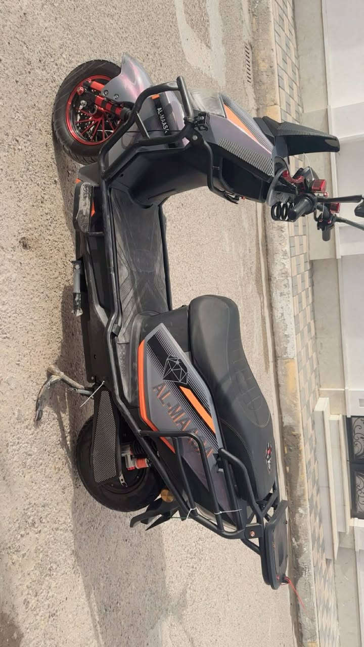 سلام عليكم ماطول البيع شحن موديل 2025 بعدة جديد ستة باتري بعدة  جديد العنوان الرمادي شارع 17 قرب جامع هميم ***********
