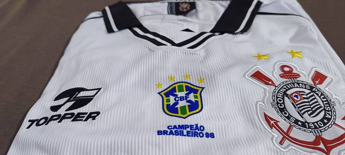 السلام عليكم موجود هذا الدريس كورينثيانز نسخة لاعب ست قطع حط سعر بنور الله ومبروكين عليك التواصل خاص او واتساب ***********⚽🔥
