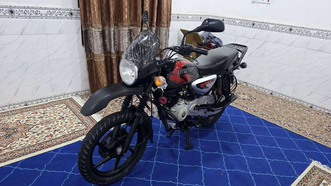 البيع بوكسر، مديل 22 طالعه 23 رقم سنوية الدراجة كفالة عامة بعتي. كرتون استعمال شخصي ماشي سبعة آلف وسعر مليونين و100 /2100 و مكان بصره أبو الخصيب البهادرية ***********
