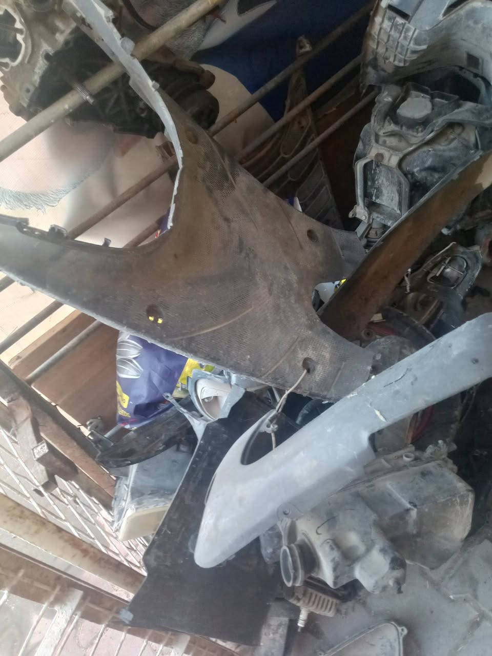 سلام عليكم غراض محل كله غراض بطه بي تفصيخ و 5درجات بطات 3 وحده منغولي وحده بزونه  مفصخات وكفراتهن كامله شلعه وحده ابيعهن  خير من الله بي غراض وكفرات اصليه شلعه وحده هنه واغراض ابيع ما ابيع وحده مكاني كربلاء الحر الرقم ***********
