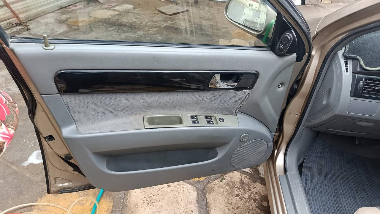 اسلام عليكم سياره اوبترا رقم بصره كير مكينه نضيفات رقم بصره تبريد ثلج 2007 مصبوغه عام جماليه  مكفوله من اي ضربه قويه بيها معجون بس الحزام اثر خياس مكان السياره بصره الجبيله السعر 53وبيها مجال كهربايات شغاله   واذا اكو مراوس رقم الهاتف ***********بي وتساب
