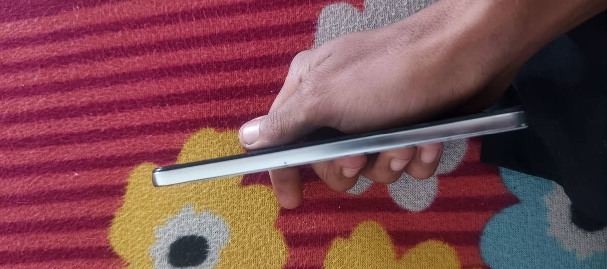 سلام عليكم جهاز ريدمي نوت 11 برو ذ128 شاشه 120 Hz بطاريه 5000 سعر 125 بي مجال بسيط مكان ناصريه مركز خاص او واتساب ***********
