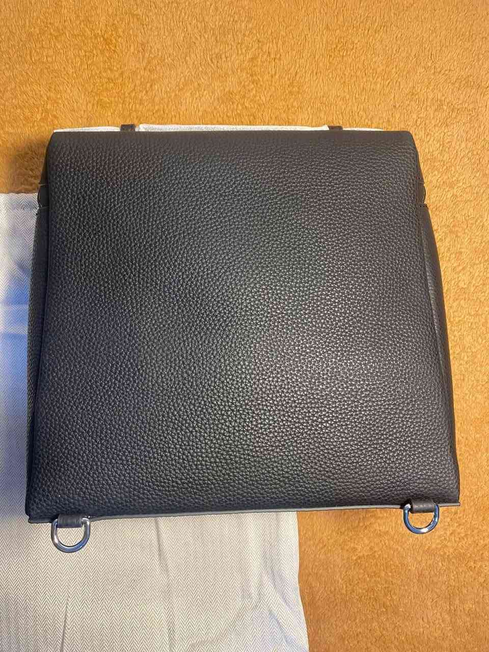 جنطة لوربيانا ايطالي جلد طبيعي تصير جنطة يد أو ظهر ✨💯
للحجز او الاستفسار يرجى مراسلة الصفحة


**إذا كنت صاحب هذا الإعلان وتريد حذفه لأي سبب، رجاءا أرسل رسالة إلى الدعم الفني**