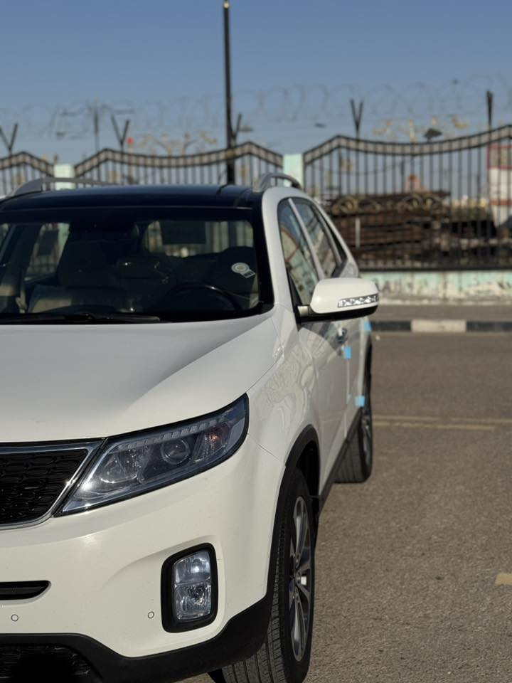 السلام عليكم
سورنتو  موديل ١٥  خليجي  ( ادوات وشرط تترقم ) 

مكفولة كفالة عامة 

محرك دوش ٢٤٠٠ 

حساس امامي خلفي 

بانوراما

٧ راكب 

معروفة مواصفاته

كير محرك كفالة 

السيارة جديدة وحلوة 

شرط مكفولة من كلشي 

 مكان السيارة (ميسان العمارة )

السعر ( ٩٥$ ) وبيه مجال بسيط 

وبالعافية ع الياخذهه

***********
