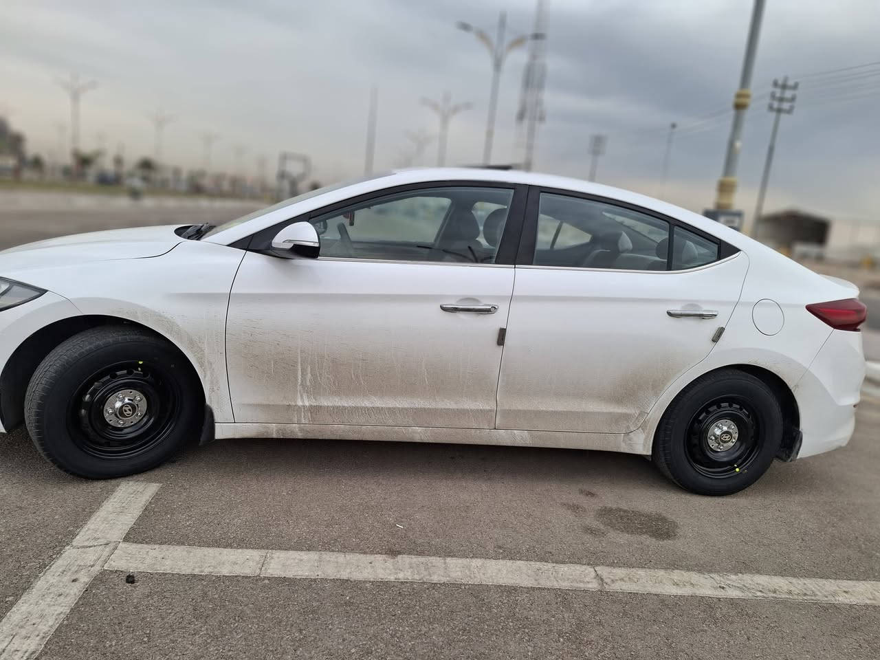 لنتره  2017
خليجي فول مواصفات 
رقم بغداد 
***********
