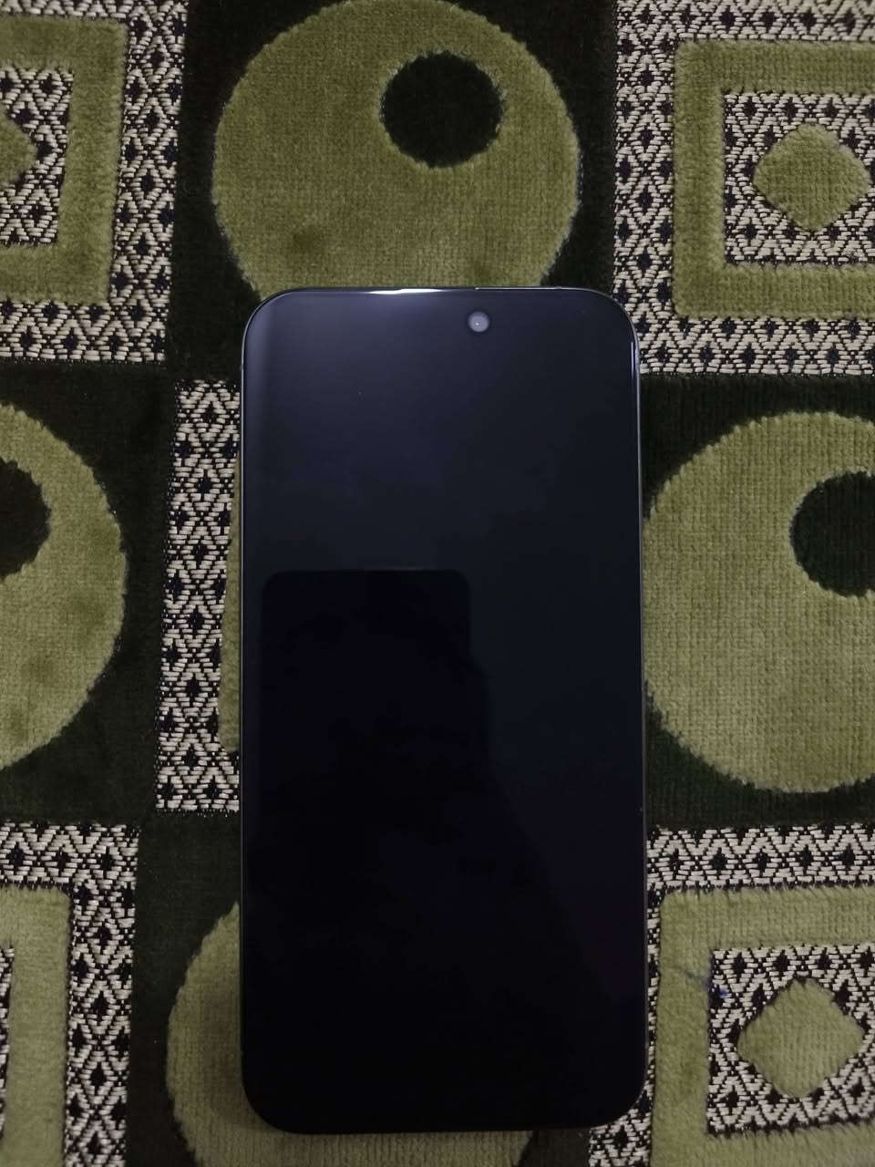 السلام عليكم 
ايفون 15 برو ماكس بطاريه 86
عربي شرق اوسط ذاكره 256 كل ملحقاته كامله كارتون وكيبل 
شاشه مستبدله ويحتاج تبديل شاشه فقط 
جهاز نظيف مابي زلغ واحد 
السعر 675وبي مجال 
مكاني فلوجه
***********
