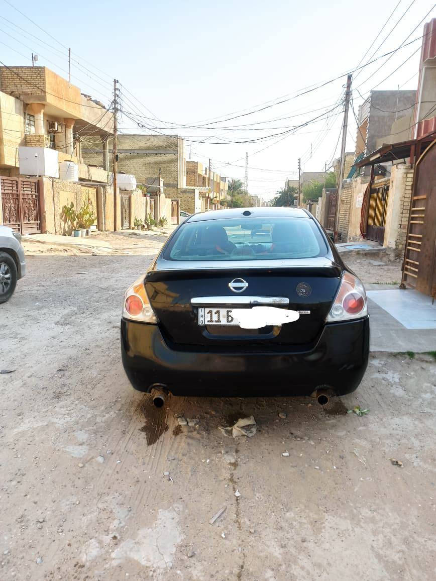 للبيع نيسان التيما موديل 7 رقم بغداد انكليزي فوول مواصفات كير ومكينه جديده شادهن قبل شهر تخم تاير تبريد شغال السياره جاهزه رايدها ب 74 ورقه وبيها مجال قليل للاستفسار الاتصال على الرقم ‏‪***********‬‏ مكان السياره بغداد قرب الجزيره السياحيه
