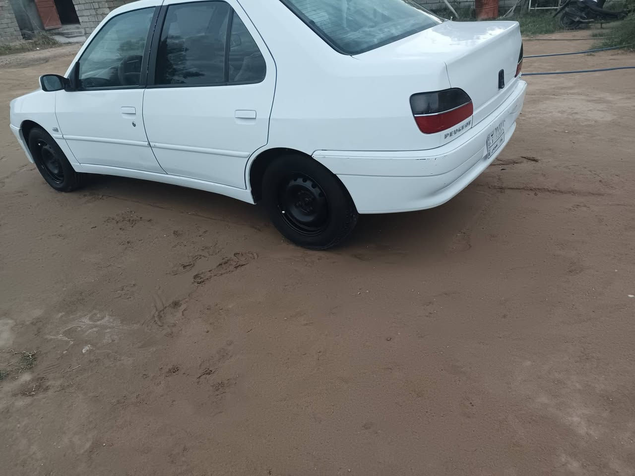 السلام عليكم بيج 306 كفاله عامه للبيع سعرها 63 بها مجال ***********
