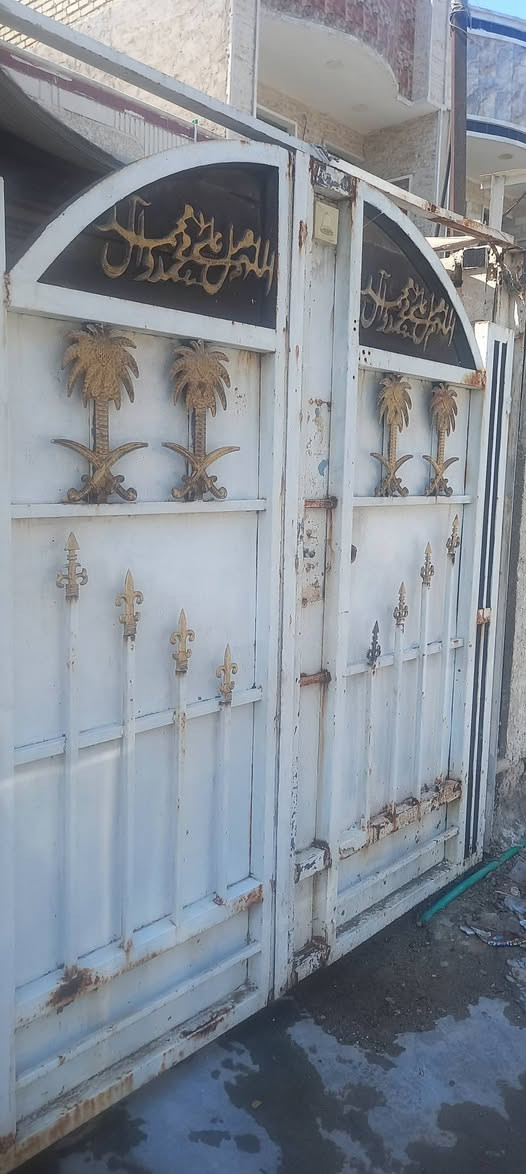 سلام عليكم
باب حديد ثقيل للبيع
عرض مترين و١٥ ارتفاع مترين
بس يرادله صبغ الشعر ١٠٠ الف


**إذا كنت صاحب هذا الإعلان وتريد حذفه لأي سبب، رجاءا أرسل رسالة إلى الدعم الفني**