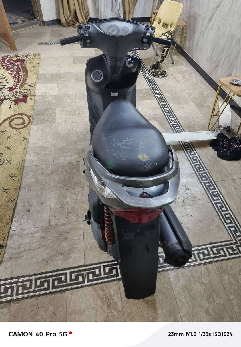 السلام عليكم دراجه ثعلب للبيع دراجه كفاله اي نقص ما بيها مال رامبو كلها بلادي اوراق كامله سعر750 كهربائيات كلها شغاله عنواني بغداد الحريه للاستفسار*********** بي واتساب💯

