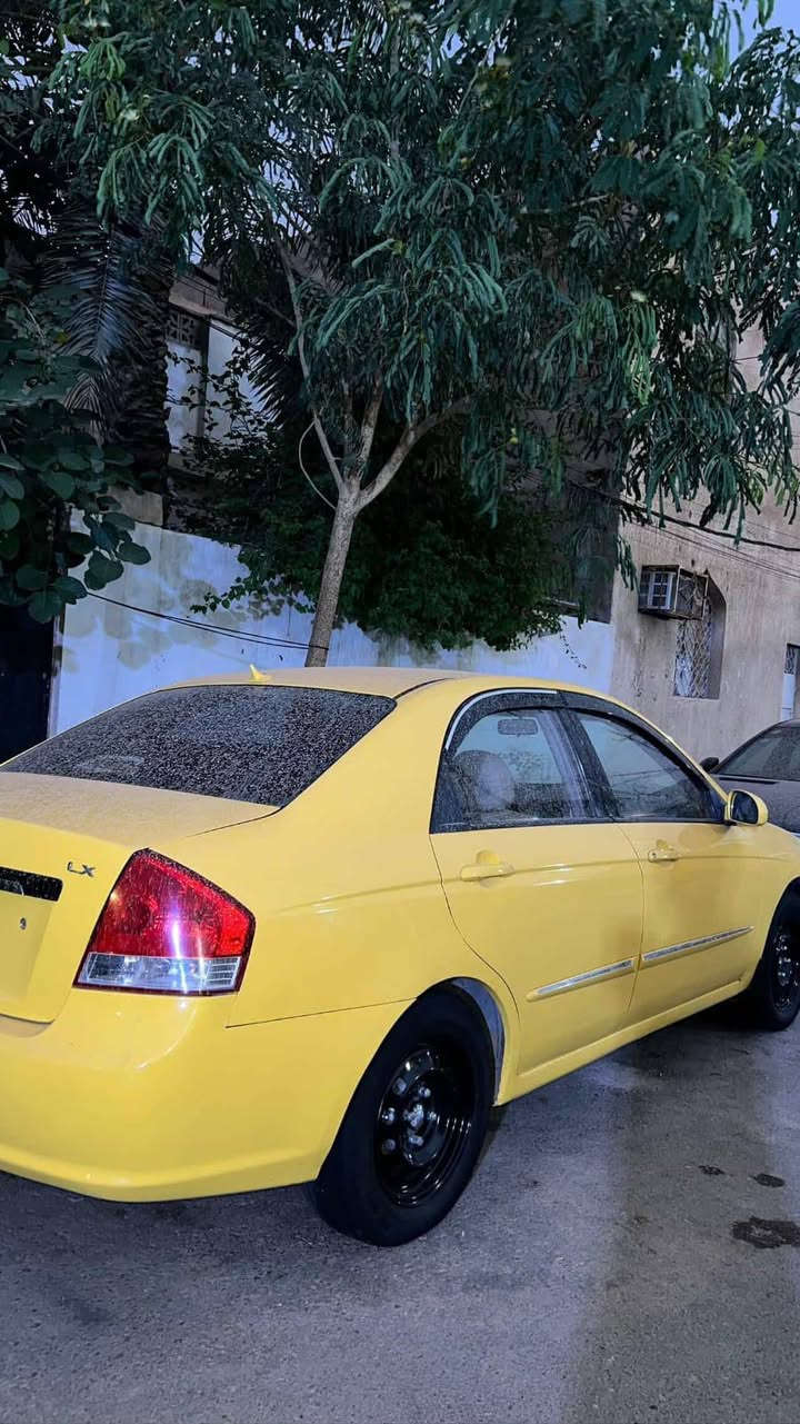 سلام عليكم سبكتره مديل 2008 سياره خليجيه كفاله من ضربه وتبديل مكينه 16000 مكينه وكير كفاله دواخل جديده تخم تاير وحداده كله جديد سياره مال جناي رقمها بغداد وبسمي تحويل ثاني يوم مكاني بصره 
***********
سعرها 85 وبيه مجال اخوان اعيد واكرر سياره مال جناي
