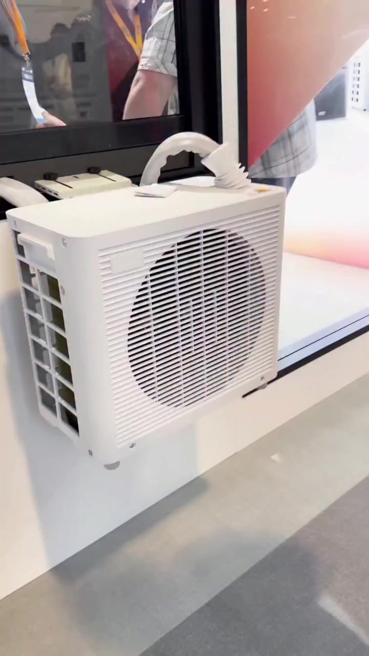 PortaSplit...

This is the Midea PortaSplit that's gained popularity in Europe.  It does both heating and cooling and is meant for window applications where traditional mini splits can't be or too difficult to install. 

#hvac #hvaceducation #hvacservice #hvacinstaller #hvacinstall


**إذا كنت صاحب هذا الإعلان وتريد حذفه لأي سبب، رجاءا أرسل رسالة إلى الدعم الفني**