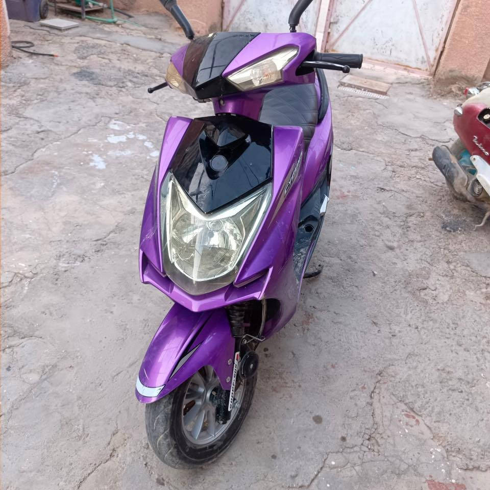 سكنس شمعة صيني اوراق كاملة مستعجل عالبيع واتساب ***********
