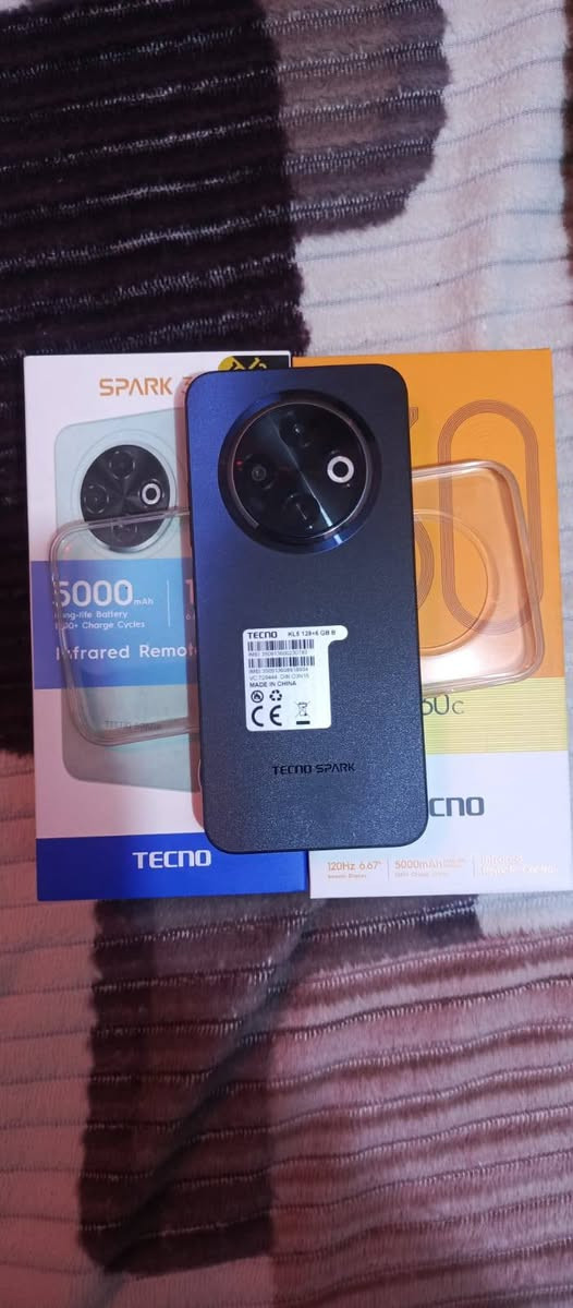 السلام عليكم تكنو سبارك 30 سي ذاكره 128رام 6 +6 كامره 50 ميكا بكسل معالج هيلو جي 81 بطاريه 5000 ملي ام جهاز يخبل صار عندي اربع ايام غراضه كلهن كاملات ويا كفر من الشركه وكفر هديه مني


**إذا كنت صاحب هذا الإعلان وتريد حذفه لأي سبب، رجاءا أرسل رسالة إلى الدعم الفني**
