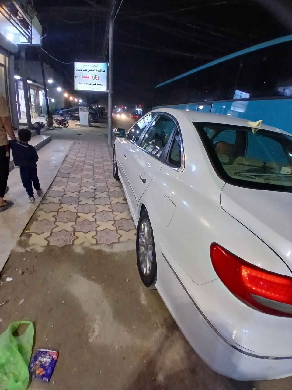 ازيرا ٢٠١١ بيع او مراوس سعر ٨٥ *********** النجف, العراق
