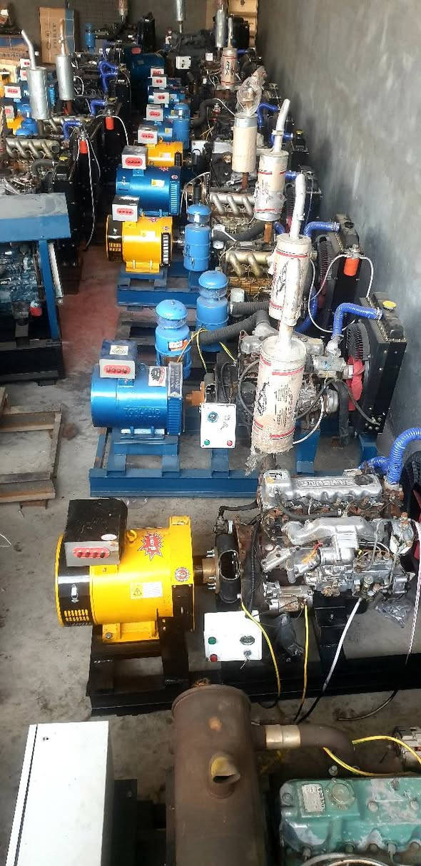 تعلن شركة الساير 
مولدات دايو كوري ٤سلندر ٣٠ كيفي #السعر١٦ورقه 
مولدات سامسونك كوري ٤ سلندر ٣٠ كيفي #السعر١٦ورقه 
مولدات ينمر ياباني ٤ سلندر توليد ٣٠ كيفي #السعر١٦ورقه 
مولدات ازوره ياباني ٤سلندر توليد ٣٠ كيفي #السعر١٦ورقه 
العنوان بابل ناحية الشوملي قرب الدفاع المدني
***********
