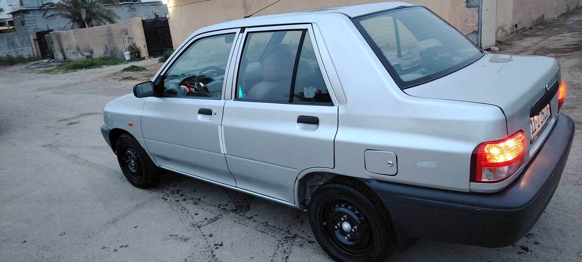 السلام عليكم سايبه موديل 2024 بسمي رقم بغداد  استلام شركه ماشيه31فقط
السياره مكفوله من الضربه والتبديل والصبغ كفاله فقط طخه خفيفه مال تك تك بل هلال للخلفي وشويه من الباب رجعن على بارد بدون صبغ بدون اي شي فقط يحتاج الهن تكحيل لا اكثر اخوان ملاحضه السياره مو للبيع فقط اراوس شعندك نزل فقط مراوس
مكاني بغداد 
***********
