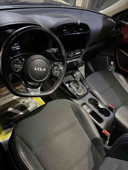 السلام عليكم أحبتي .. كيا صول موديل 23 فووول مواصفات جي تي لاين رقم بغداد الجديد باأسمي ماشيه 22ميل فقط مكاني بغداد حادثها موضح بالفيديو مع صور امريكا وصور السونار  السعر 162$   ما متواجد بالفيس 
للأتصال .. ***********
