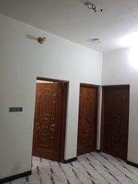 بيت طابو امامي طابقين بناء حديث درجه اولي يتكون من غرفه نوم وصاله ومطب...
