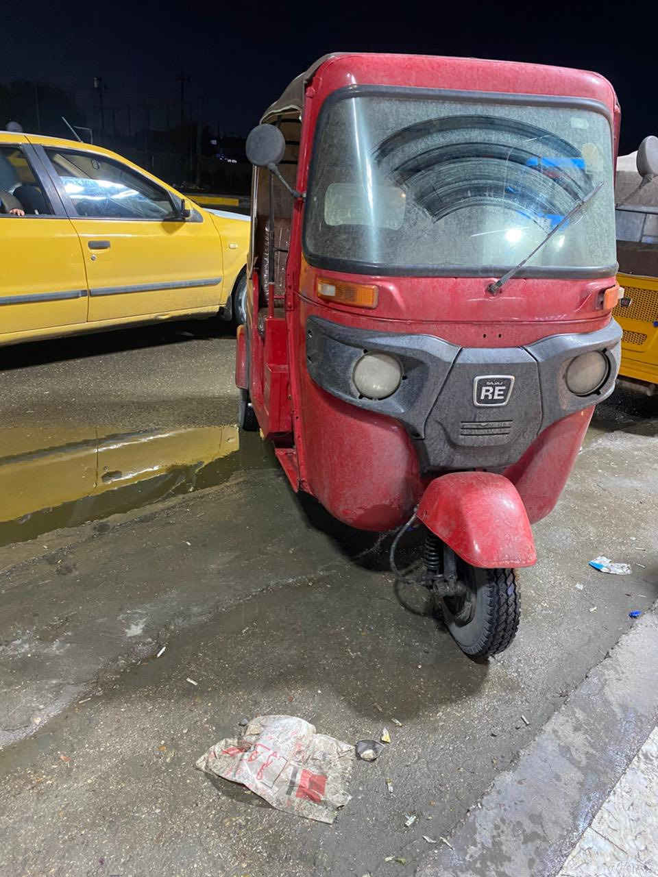 سلام عليكم تكتك موديل 18 جاهزه من كلشي.  مصبوغه عام.  بدون. ضربه  تكتك كله جديد مكينه مال 20. تكتك مكمل معاملت رقم باقيه بس ع ستلام سنويه ونسد.  كلشي مكمل.  سعر 3800وبيه مجال. ***********
