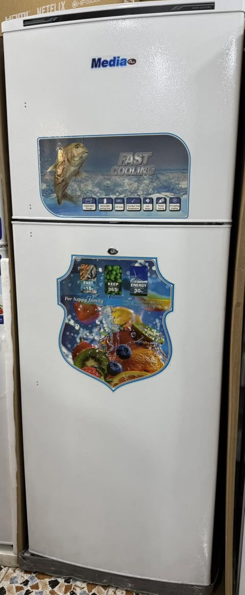 ثلاجه 24 قدم جديد وغير مستخدم بعده داخل الضمان سعر 350وبيه مجال
***********
