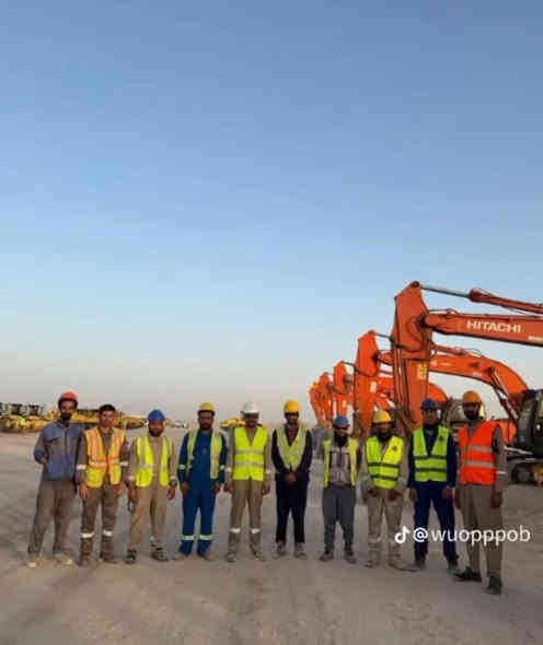 السلام عليكم مطلوب سواق حفارت يعرف يشتغل جك همر
مكان العمل البصرة مبيت نقل على شركة هذا رقمي ***********
