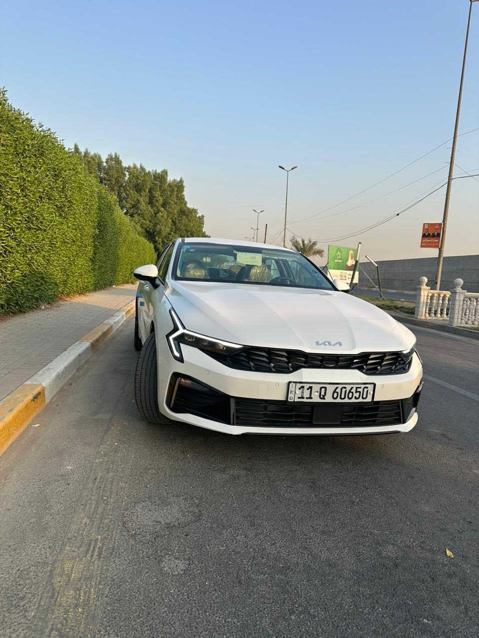 السلام عليكم
K5  2026
خليجية ضمان 
مكفوله السيارة من الصبغ والبارد والتبديل والتكحيل 
بغداد بسمي 
السيارة جديده ماشيه 5   الف فقط
مكان السيارة بغداد نفق الشرطة 
السعر / 243$
تلفون / ***********
