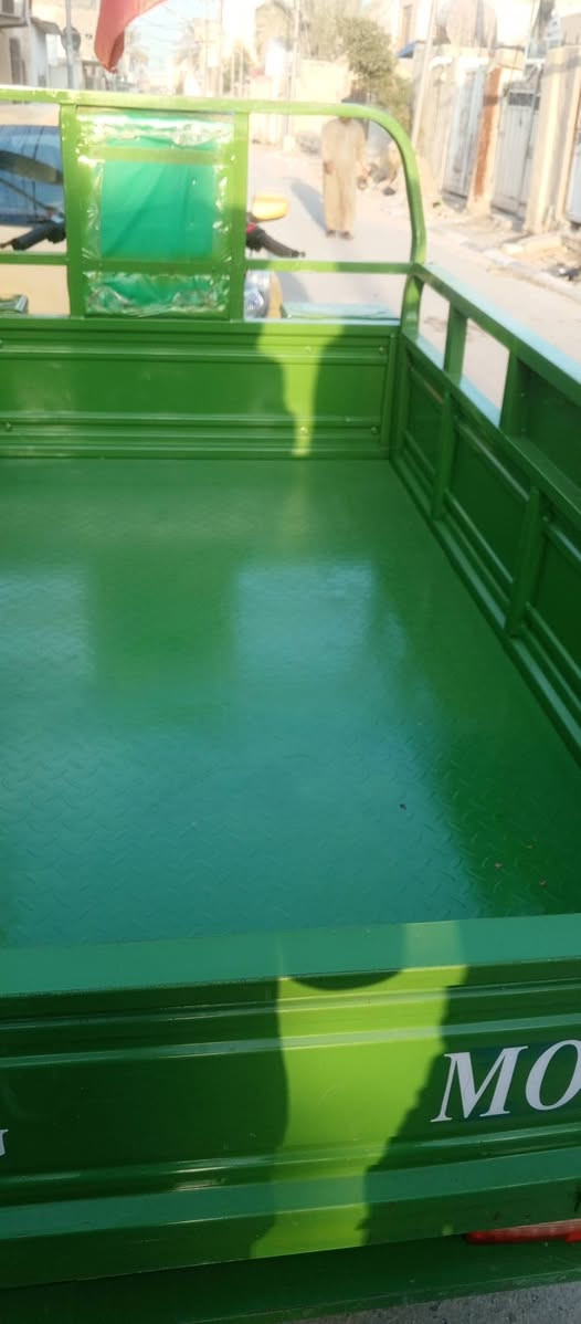 السلام عليكم ستوته للبيع مديل 23 دخول جديد مكفوله كفاله عامه  حته من الشخط صاله شهرين  طالعه من المعرض كربلاء حي الغدير غير متواجد على الفيس 2500 وبيه مجال بصيط  ***********
