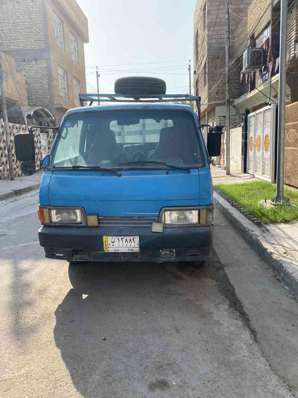 سلام عليكم
كيا بنجو ٢٧٠٠ رقم بغداد 

موديل ١٩٩٣

قماره وربع 

بدي قصير ٦ جنكال 

بدي عموشه مبدل 

بيها تايرات جدد 

اشويه مهموله يحتاجلها ترتيب 

السعر ٤٥ ورقه وبيها مجال
 موبايل ***********
