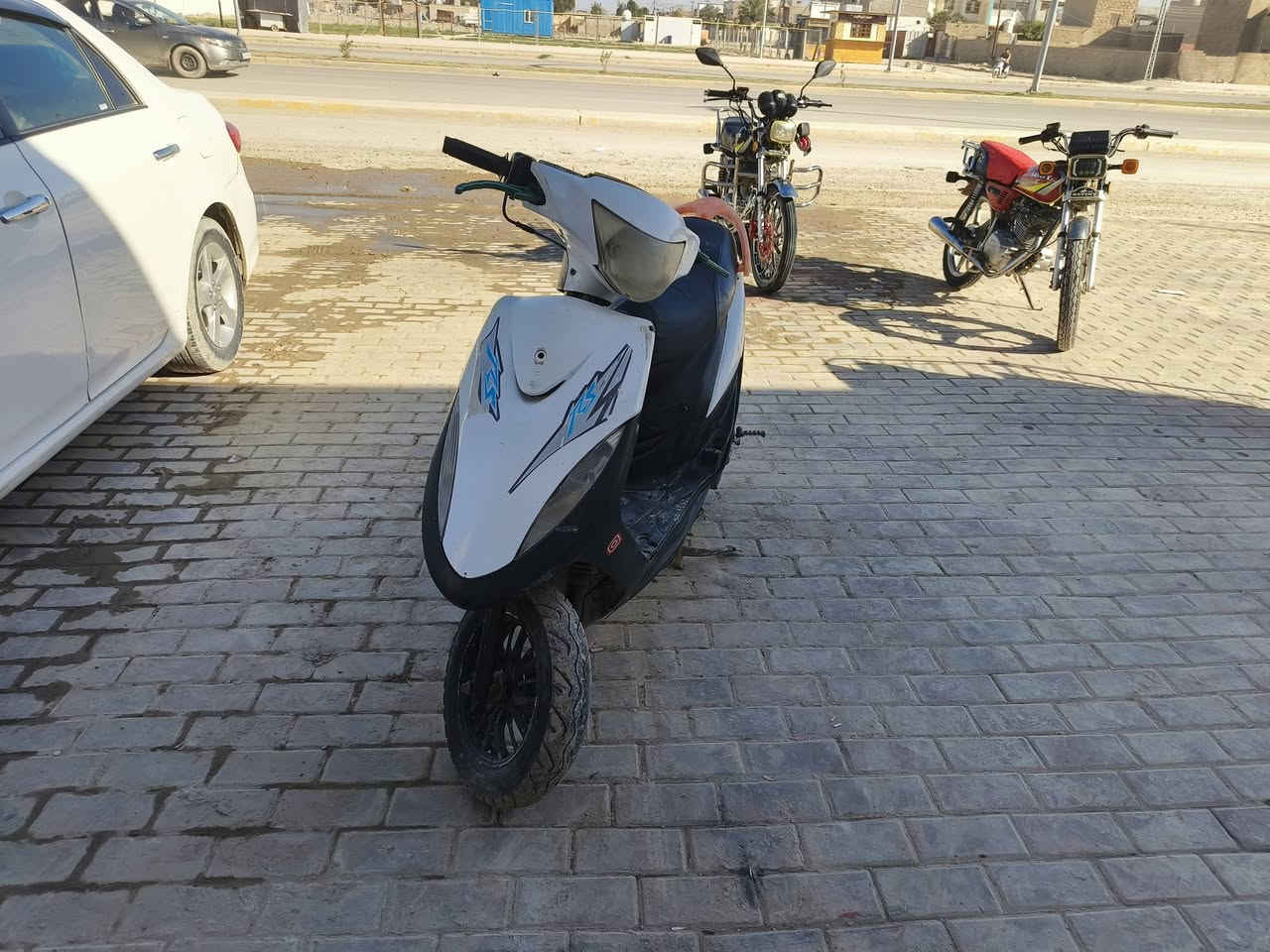 دراجه ماكس عدله  للبيع  دراجه نشاط ماشاء الله اتشك الكاع بوشه 55 صلنصه fm رياضيه تايرات جدد دبلات جدد  السعر 
320وبيها مجال للطيبين  عنوانه حولي الخضراء مقابيل المدرسه الصينيه  
***********
