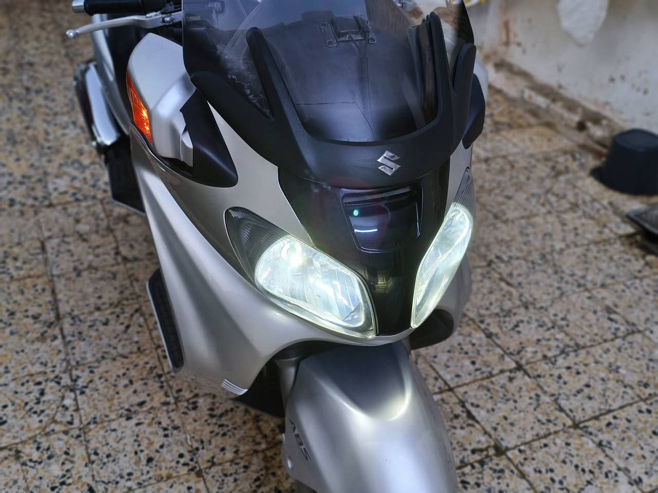 سلام عليكم
للبيع سكاي ولف 650  رمبه كفاله عامه من كلشي
مري شفط جداحه بلاد اي بي سي
للإستفسار ***********
كوت مركز محافظة
