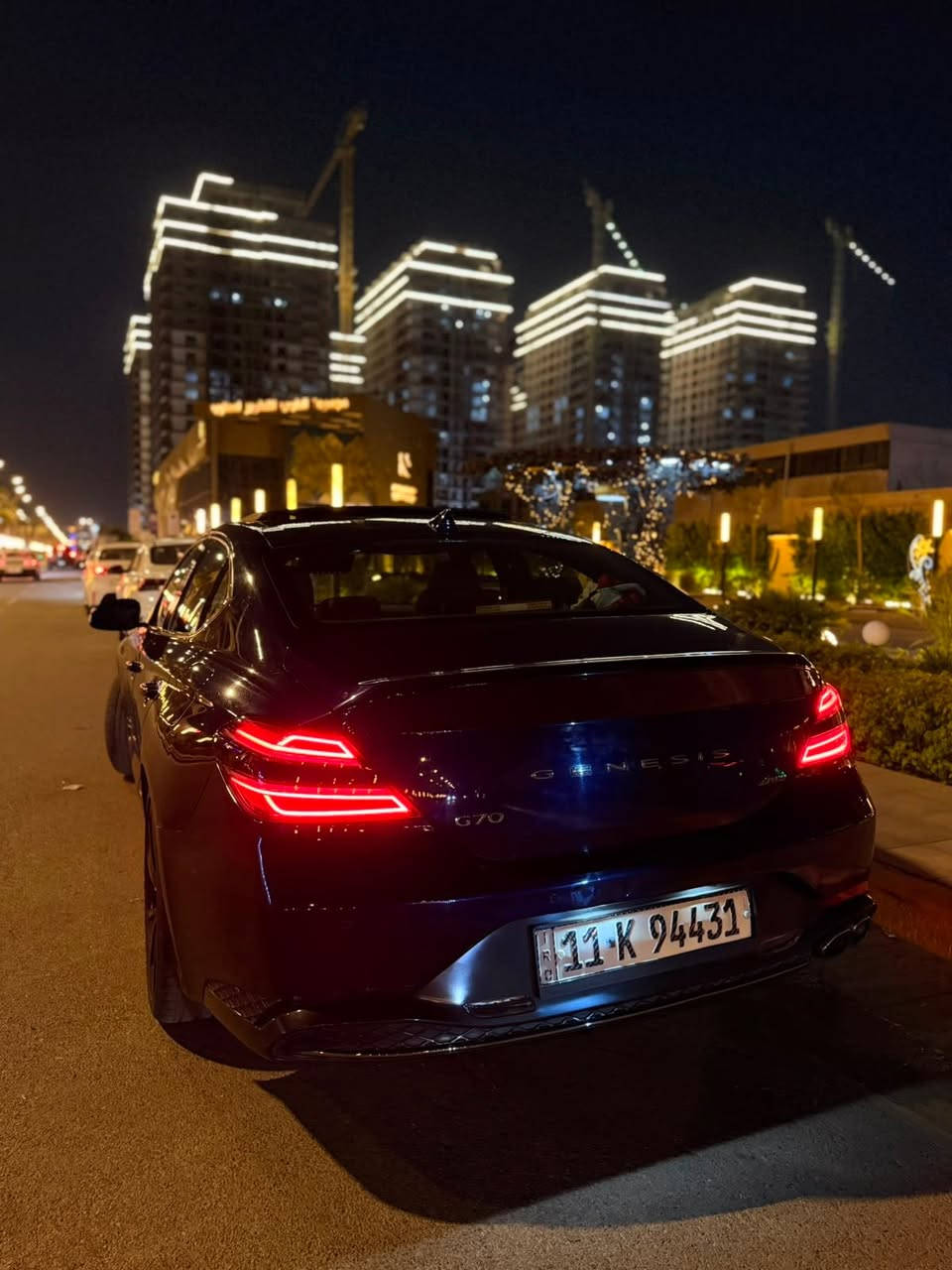جنسس G70🚙🔥.

سنة الصنع: 2023
اللون الخارجي: كحلي🔵
المسافة المقطوعة: 30,000 الف
نظام الدفع: رباعي (AWD)
ناقل الحركة: أوتوماتيك
المواصفات:
فول مواصفات
• محرك تيربو قوي أربع سلندر
• نظام دفع رباعي AWD
• فتحة سقف
• جنوط سبورت
• نظام صوت Lexicon الفاخر

Apple CarPlay + Android Auto + شاشة وسطية كبيره
• عدادات نصف ديجيتال مع عرض الحساسات
• مقاعد جلد مثقبة (تبريد وتسخين)
• تحكم كهربائي بالمقاعد + ذاكرة
(Smart Key) بصمة تشغيل •
• كاميرا خلفية + حساسات أمامية وخلفية
• أنظمة أمان متقدمة (نقطة عمياء - تحذير تصادم - مثبت سرعة ذكي)
ملاحظات:
• السيارة نظيفة جداً، استخدام خفيف
• الحادث بسيط 
مرفوق بالصور
رقم الهاتف

***********
