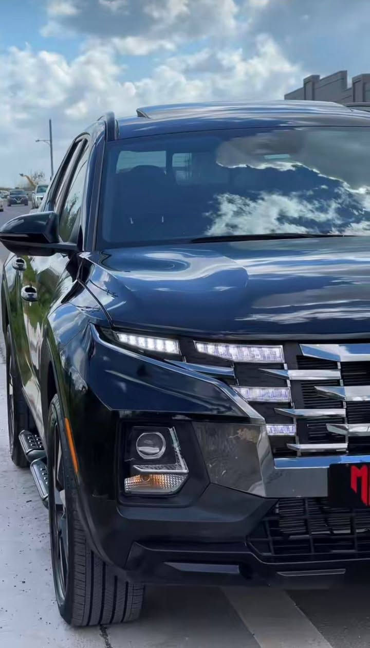مرحبا بيكم -Welcome-بەخێربێن
النوع /HYUNDI SANTA CRUZ 
الموديل / SEL NIGHT CRUZE 4*4
سنة الصنع /2023
المحرك /V4-TURBO-2.5L-281hp
ناقل الحركة / أوتوماتيك 8 سرعات 
نوع الوقود / بنزين 
عدد الاميال /52000mil
1860السعر. 0$
ضرر / بونيد مصبوغ بدون دواخل 
5NTJCDAF9PHO51744
بۆزانیاری زیاتر پەیوەندیمان پێوە بکەن جێگای دل خۆشییە
***********
‎ناونیشان/ Erbil 100m Road opposite Cherry Com - MK motors
