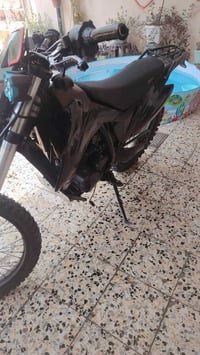 قفاز • ٣٠٠ • ٢٠٢٥