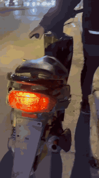 دراجه ماكس عدله ادامه جديده نقصها فقط أكسل ب ٥٥٠ و بيها مجال للاتصال ***********
