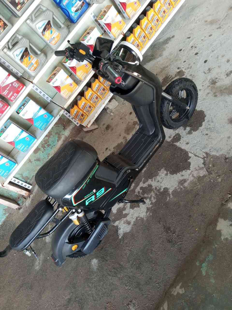 دراجه شحن البيع اR9 مكاني بصره زبير دراجه مكفوله من كلشي شغاله لايت اشاير كلشي شغال بيه سعر 425 بيه مجال *********** /موديل /2025★
