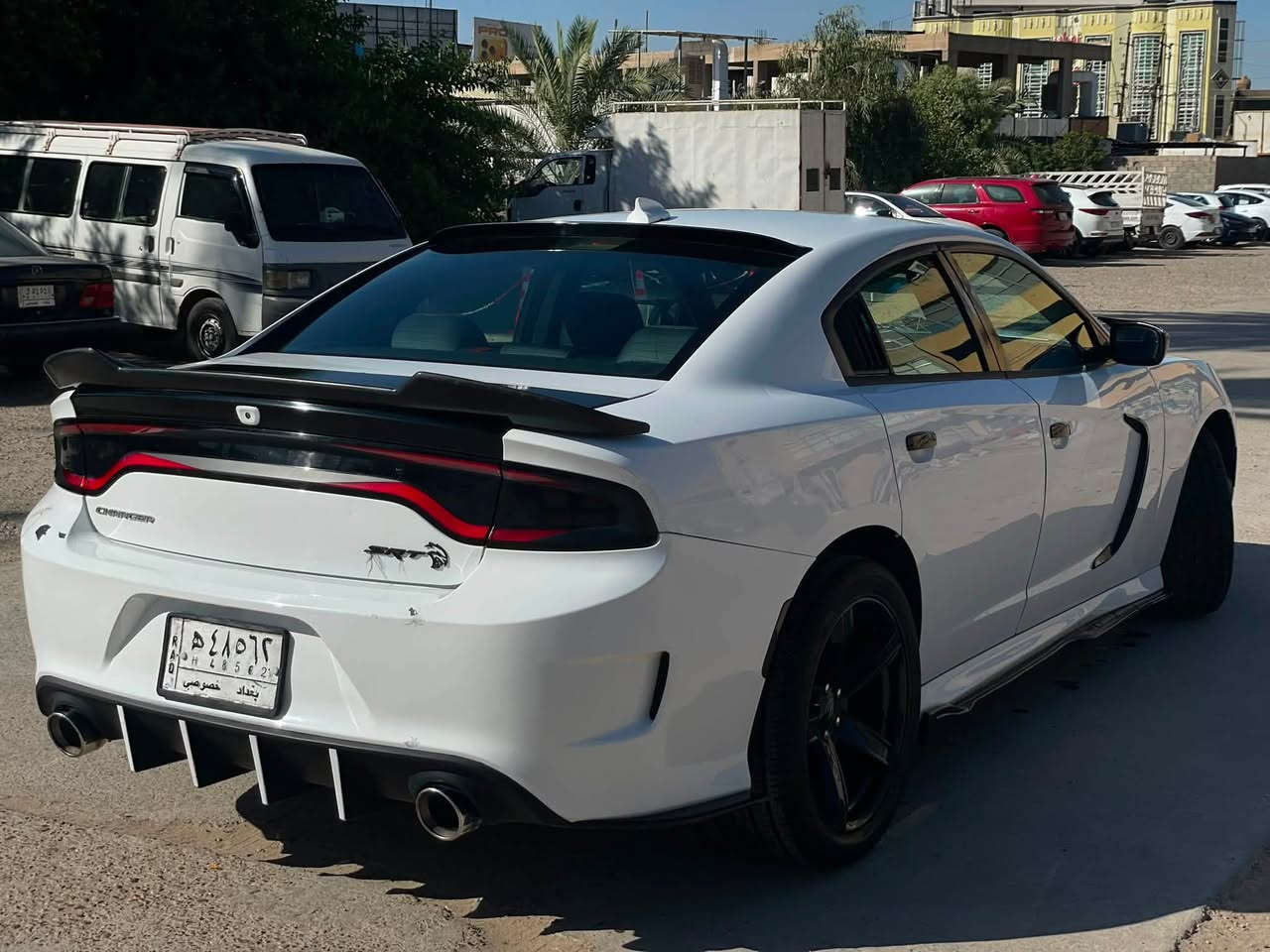 جارجر 2016
Sxt 
ابيض
وارد كندي  داخله كلين 
هنا صاير بيهه حادث بس بنيد  بدون ❌جاملوغات ❌ بدون ايرباك نهائيا 
مواصفات ال sxt معروفه 
عليهه غرفه كشنات جلد كنتاره  مختم srt اسود مطعم خيط برتقالي 
وحزام برتقالي 
وعليهه اناره لد داخلي ماركه  govee 
غرفتهه كلش كلش نضيفه ومشامه الهوه ماكو اختهه  تجي تشوف بعينك وتحكم 
عليهه اظافات 
شفقه 
سكوب باب 
سكوب جام 
سبايدر 
دفيوزر 
دوس srt 
عدسه ماركه nhk g6 معروف الناصي مالتهه مد العين ال nhk معروفه بعد
لد متغير 
وعين الشيطان 
عليهه برمجه  البطل احمد 
محدثه اخر تحديث 
مفتوح سرعه
مبرمج مراوح حماومه متعبر ٩٩ 
مبرمج. بانزين عادي 
صدر شديته قبل اشهر خير من الله 
🔴السياره مال جناي بالعافيه على الياخذهه 🔴
السياره مامشتغل بيهه جيك 🟡
وميحتاجلهه ربع دينار تشغل وتمشي 
سنويه باسمي ثاني يوم تحول اجي ابصملك 
عليهه غرامه ٢٠٠ الف عليه اني ادفهه
مكاني بغداد /اعظميه / سبع ابكار
اقره المنشور زين قبل لا تتصل 
السياره تفيد الجناي والمرتب  متلكه هيج موديل وسعر مناسب بهيج نضافه 
السعر ١٨٩
***********
