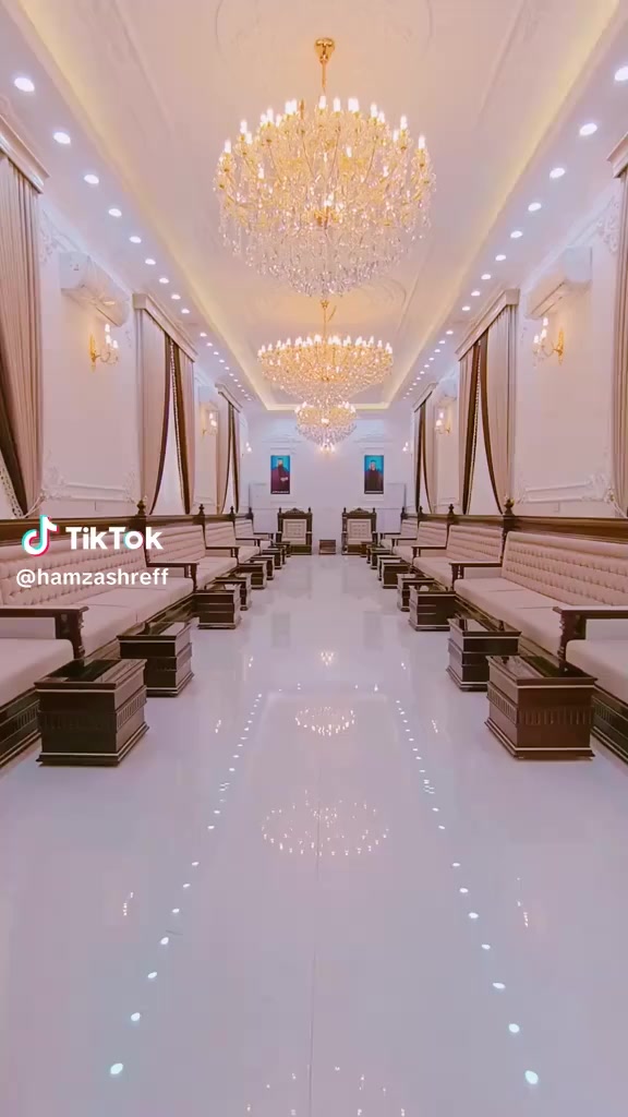 معمل أبو حسين الرمضاني الناصرية الشطرة شارع بني زيد مقابل مطعم الأمير سعر متر من 150الى 200الف حسب نوعيه الخشب تريده انته وبخدمتكم ***********
