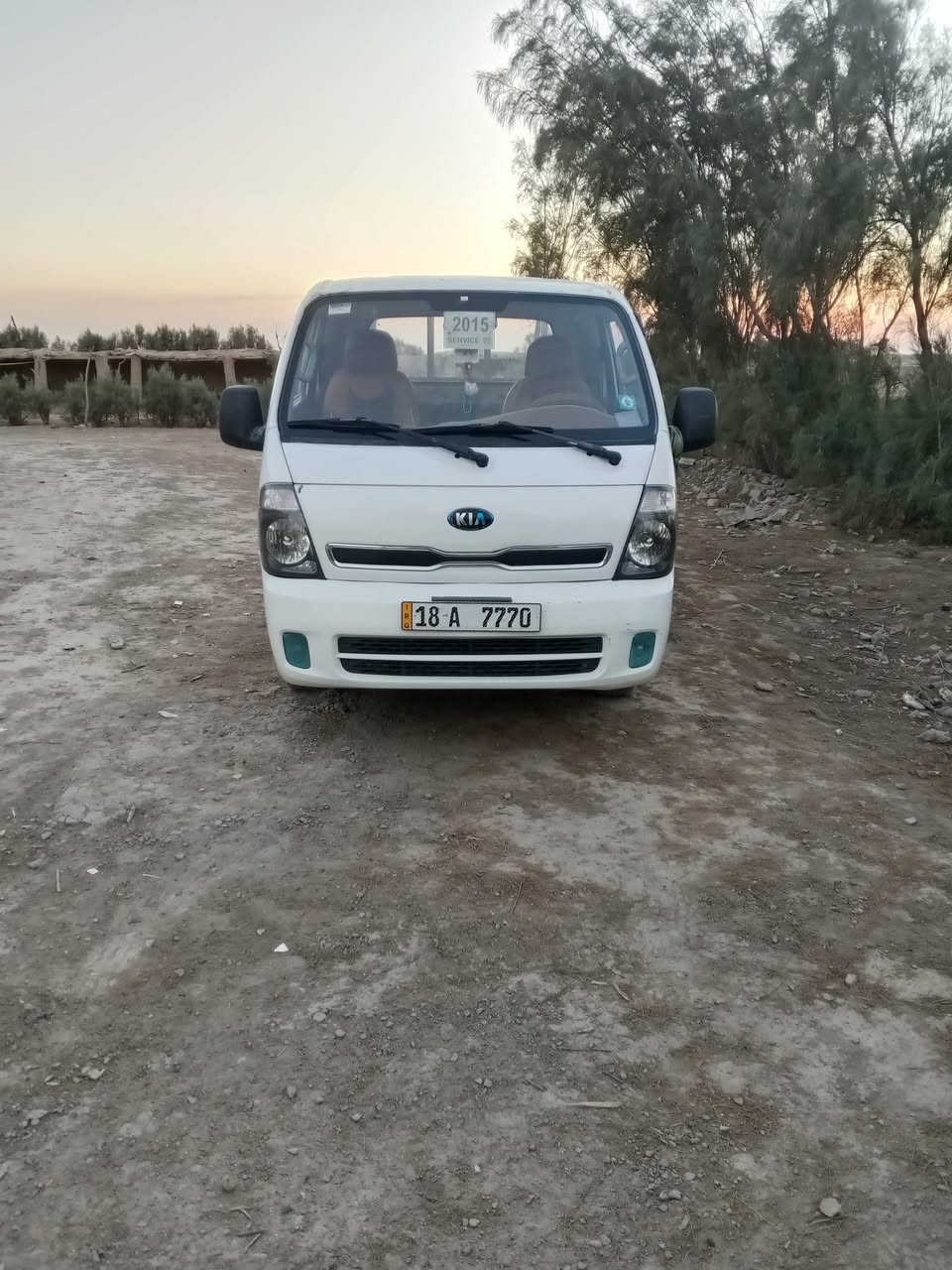 السلام عليكم سياره كيا بنجو للبيع موديل 15 سياره باسمي سياره جاهزه ما بيها اي نقص رقما المكان حل الشوملي الشراي يتصل رقم تليفون فقط ***********
